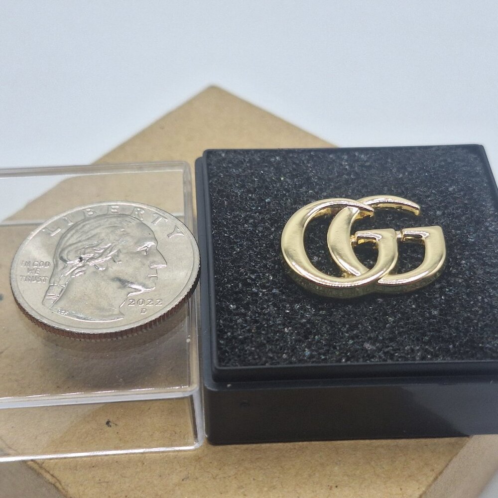 Small Vintage Gucci Interlocking G Tie Tack Pin Brooch - Picture 4 of 8